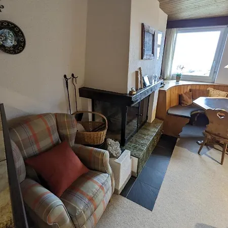 Lägenhet Casa Sum Naul Breíl