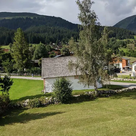 Lägenhet Casa Sum Naul